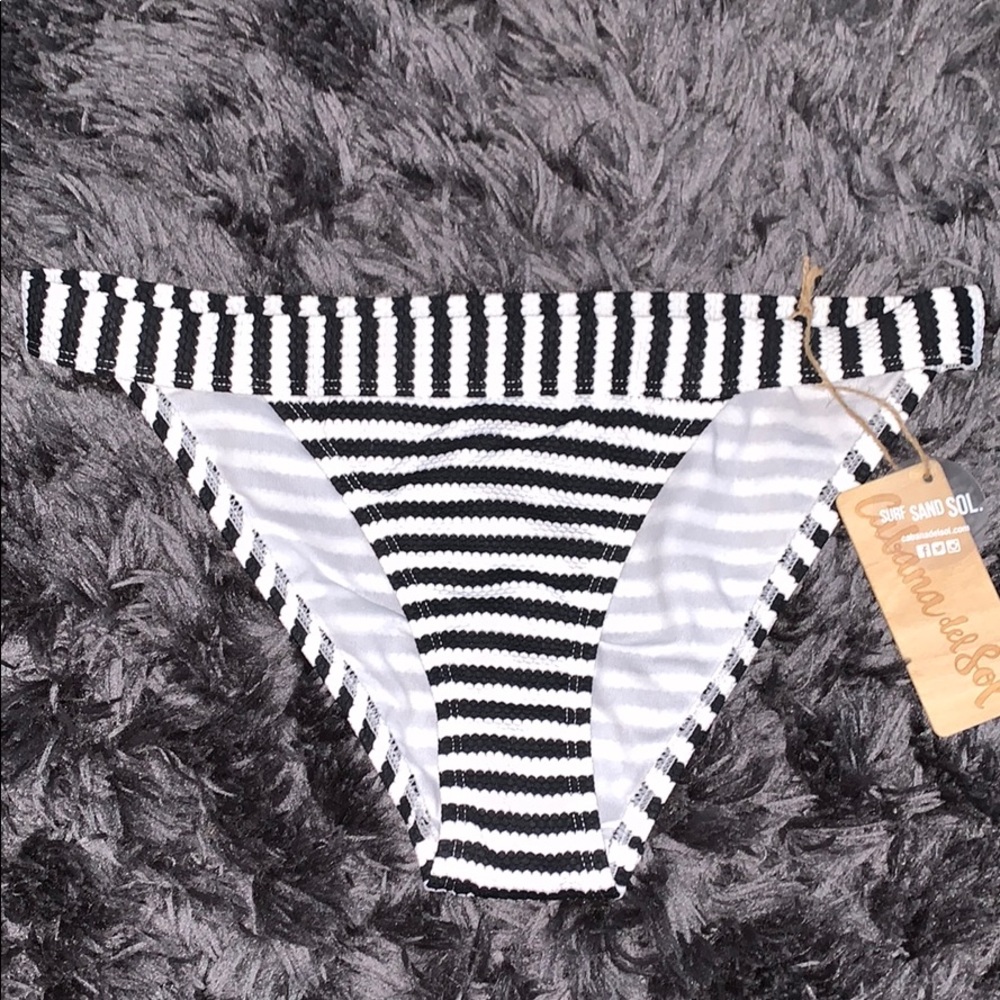 Striped bikini bottom NWT